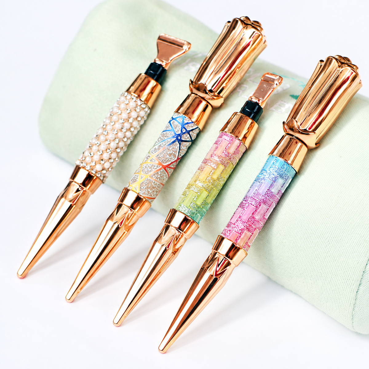 Bunter Glitzer-Bohrer-Stift